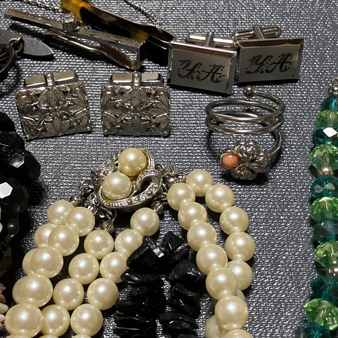 アクセサリーまとめ売り 天然石 ビーズ ネックレス 指輪 カフスなど ジャンク