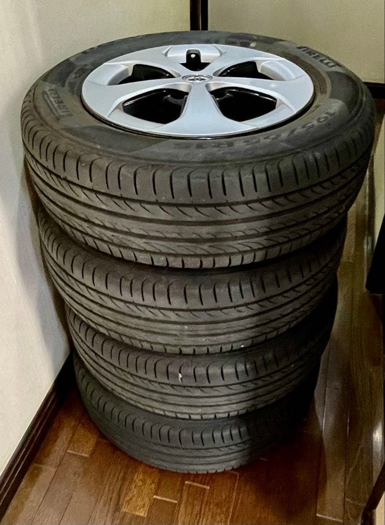 30プリウス　タイヤホイールセット