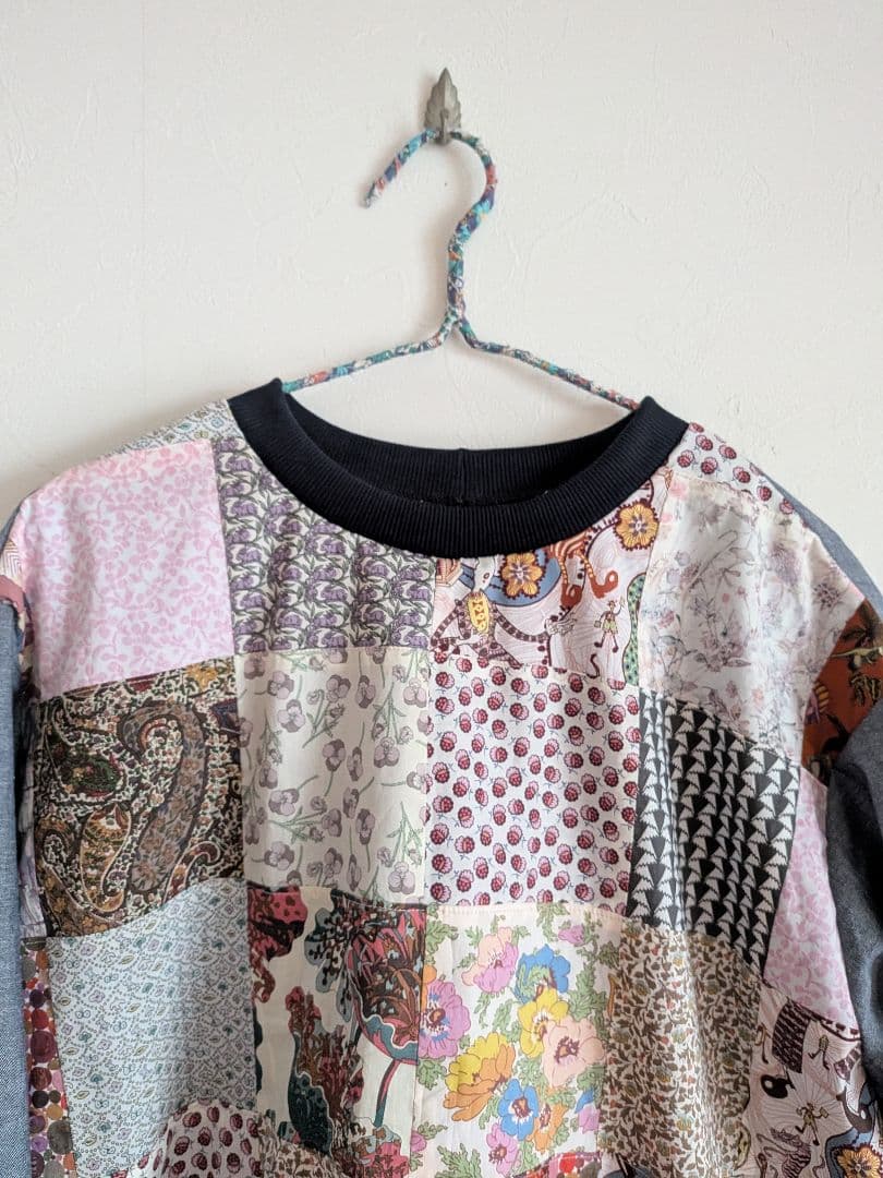 パッチワーク　プルオーバー☆リバティ　ハンドメイド