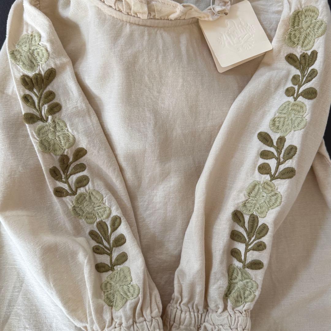 apolina アポリナ 袖刺繍　ブラウス　フリル襟　3-5y