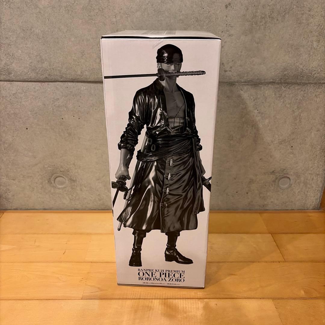 バンプレくじPREMIUM　ロロノアゾロ　C賞　メタリックカラー