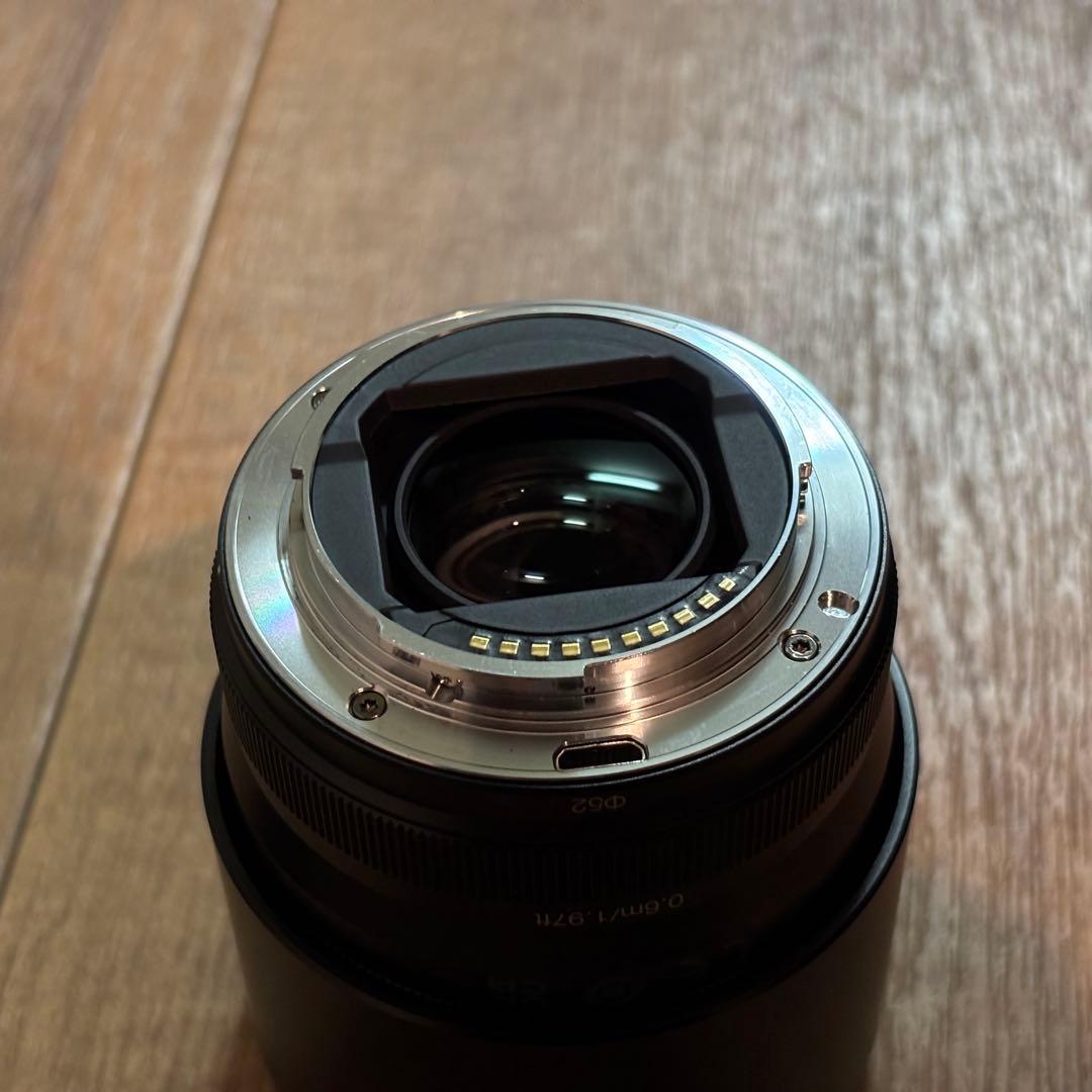 Tokina atx-m 56mm f1.4 単焦点レンズ eマウント