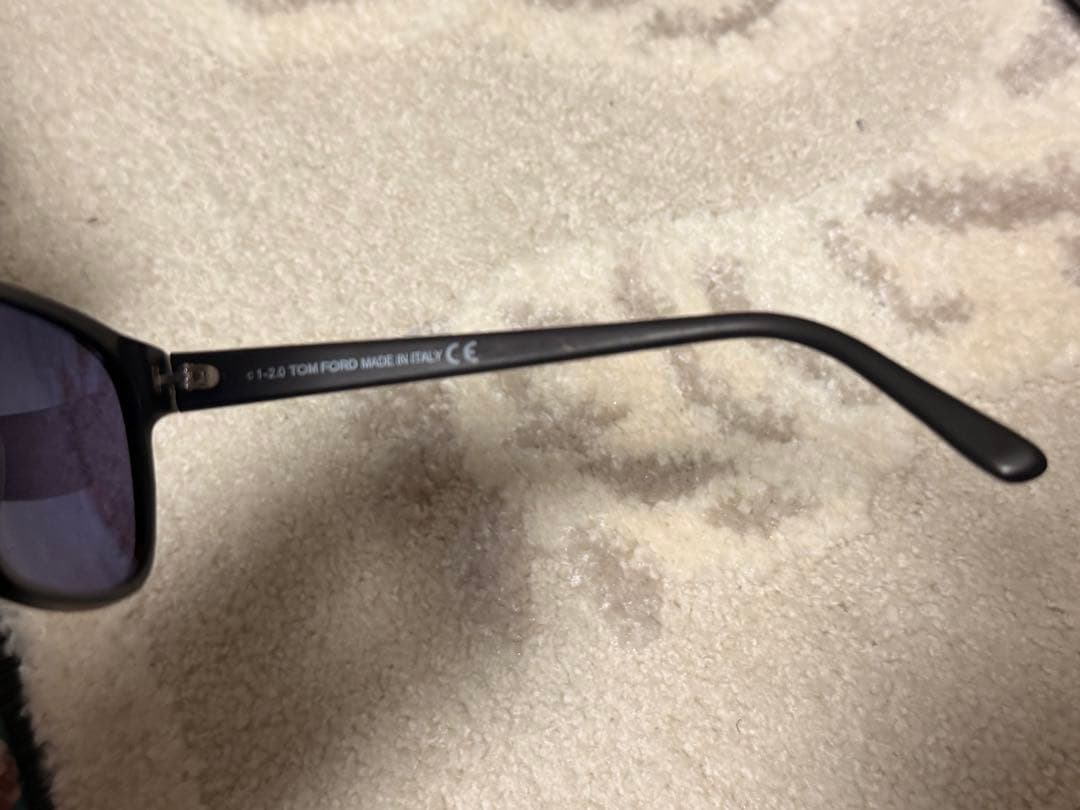 tomford サングラス　TF698-F 02V トムフォード　メガネ