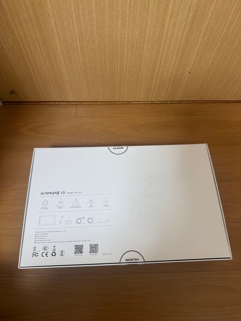 HUION KAMVAS13 液タブ　液晶ペンタブレット