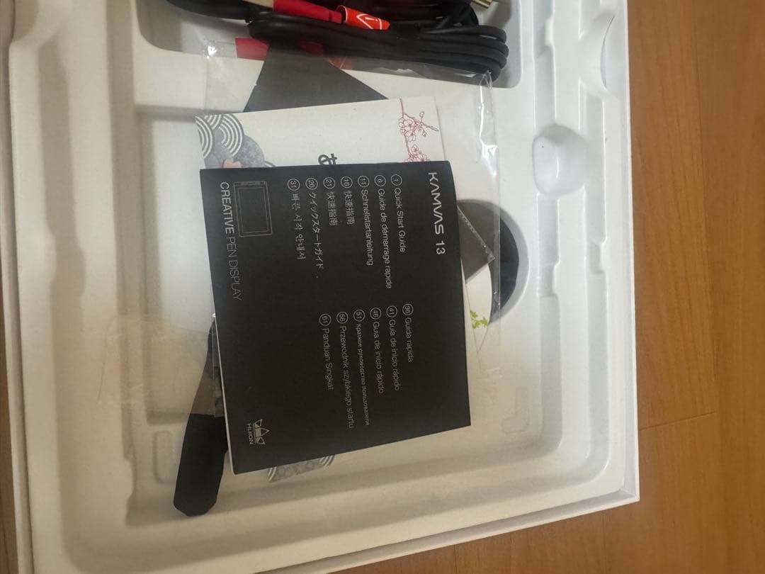 HUION KAMVAS13 液タブ　液晶ペンタブレット