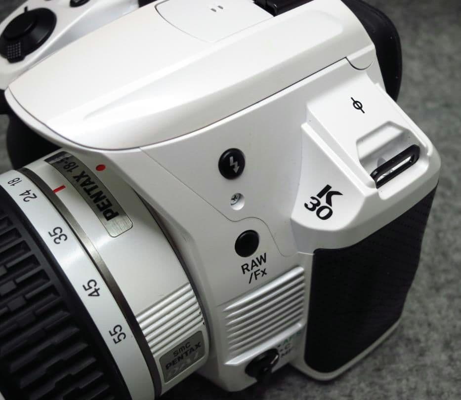 PENTAX K-30 ホワイト　標準ズームレンズDAL18-55mmAL付