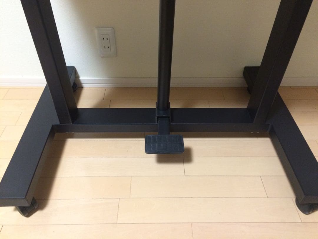 スタンディングデスク