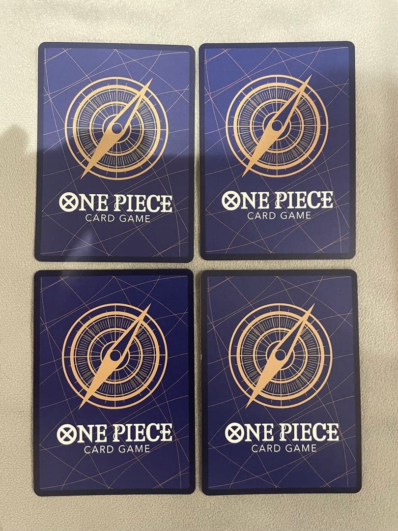 ワンピースカード　孔雀　ヘルメッポ　パラレル