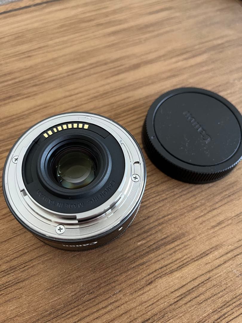Canon レンズ　EF-M22mm F2 STM