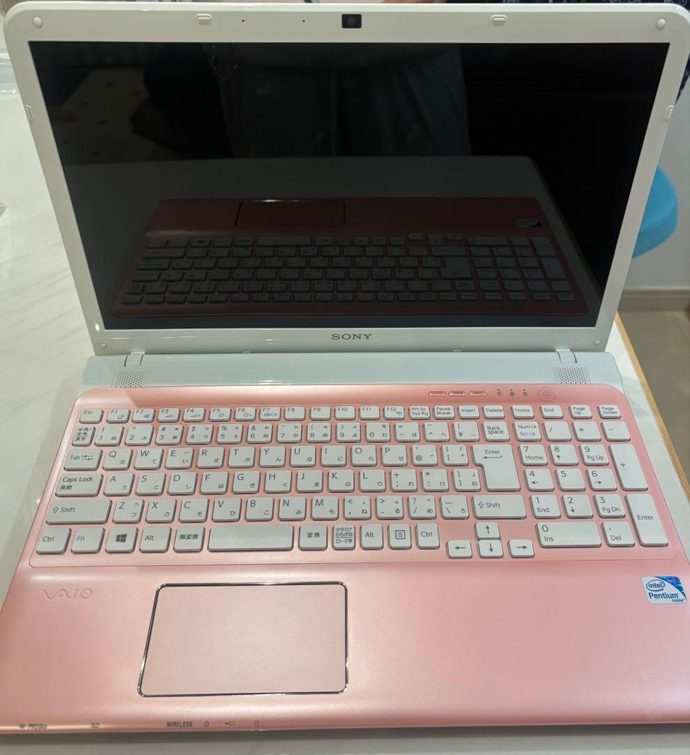 SONYVAIOノートPC Windows8 動作確認済み ピンク