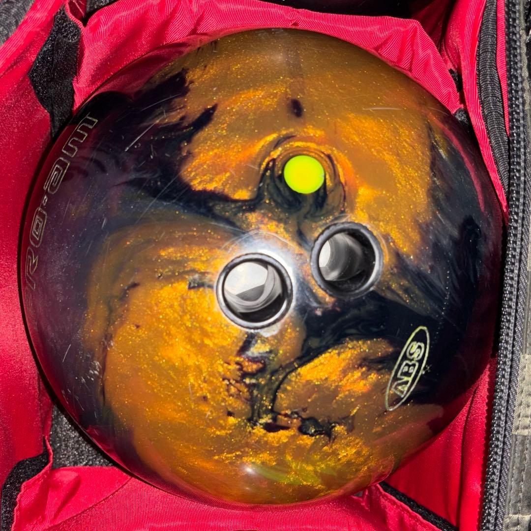 ボウリング　ボール　14ポンド　エンペラーブラック　サムレス　ABS