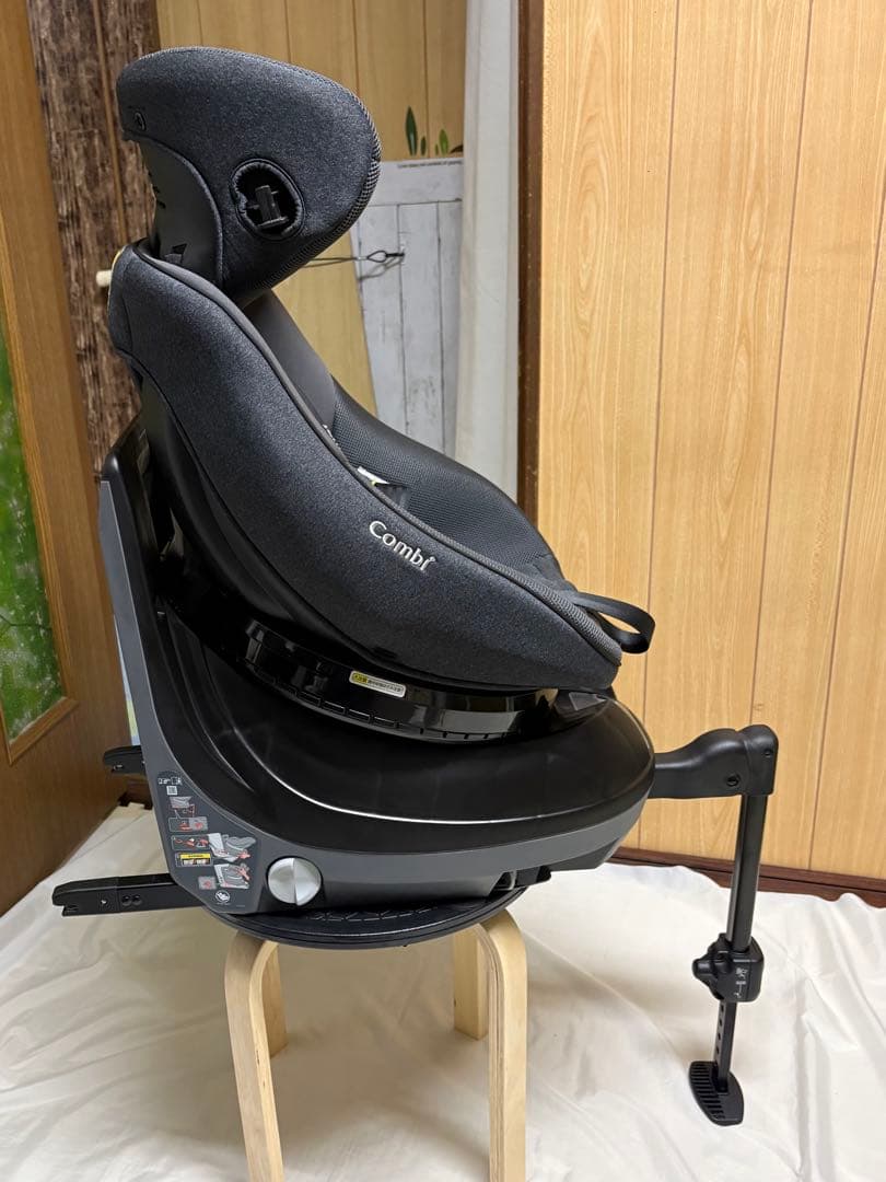 コンビ クルムーヴ アドバンス ISOFIX エッグショック 一部新品 新生児