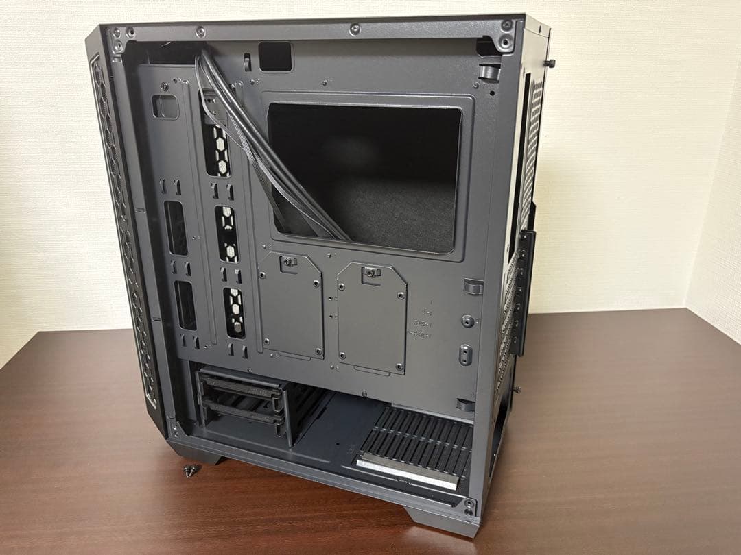Antec P7 NEO ミドルタワーケース
