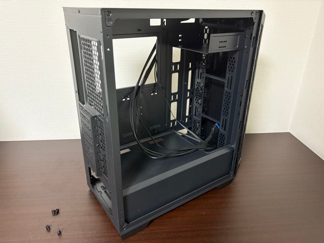 Antec P7 NEO ミドルタワーケース