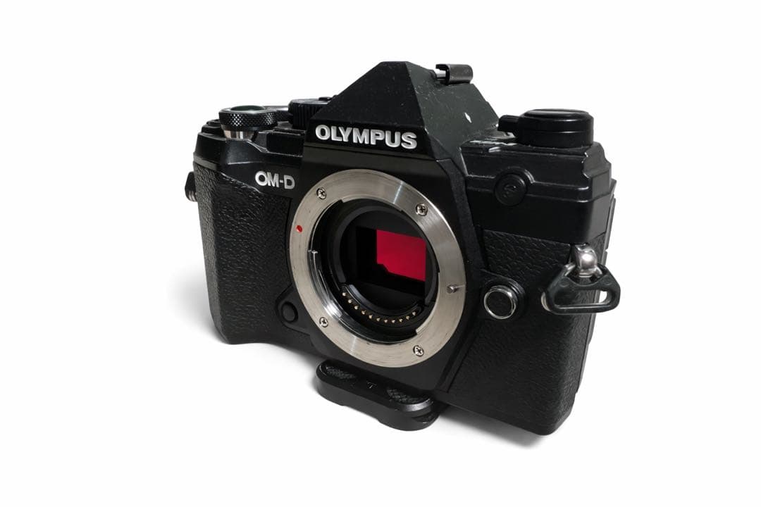 OLYMPUS OM-D E-M5 Ⅲ +SDカード