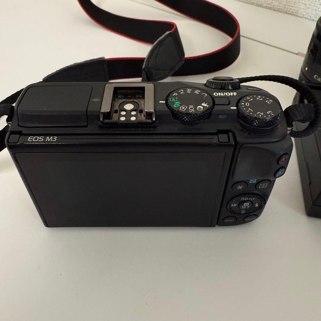 【良品】【動作確認済み】 CanonキャノンEOS m3ミラーレス一眼カメラ