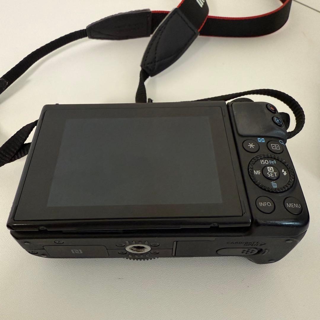 【良品】【動作確認済み】 CanonキャノンEOS m3ミラーレス一眼カメラ