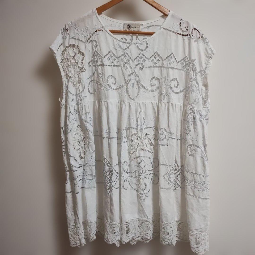 ✽3連休に向けての大特価✽　フランスアンティーク　カットワークリネンのチュニック