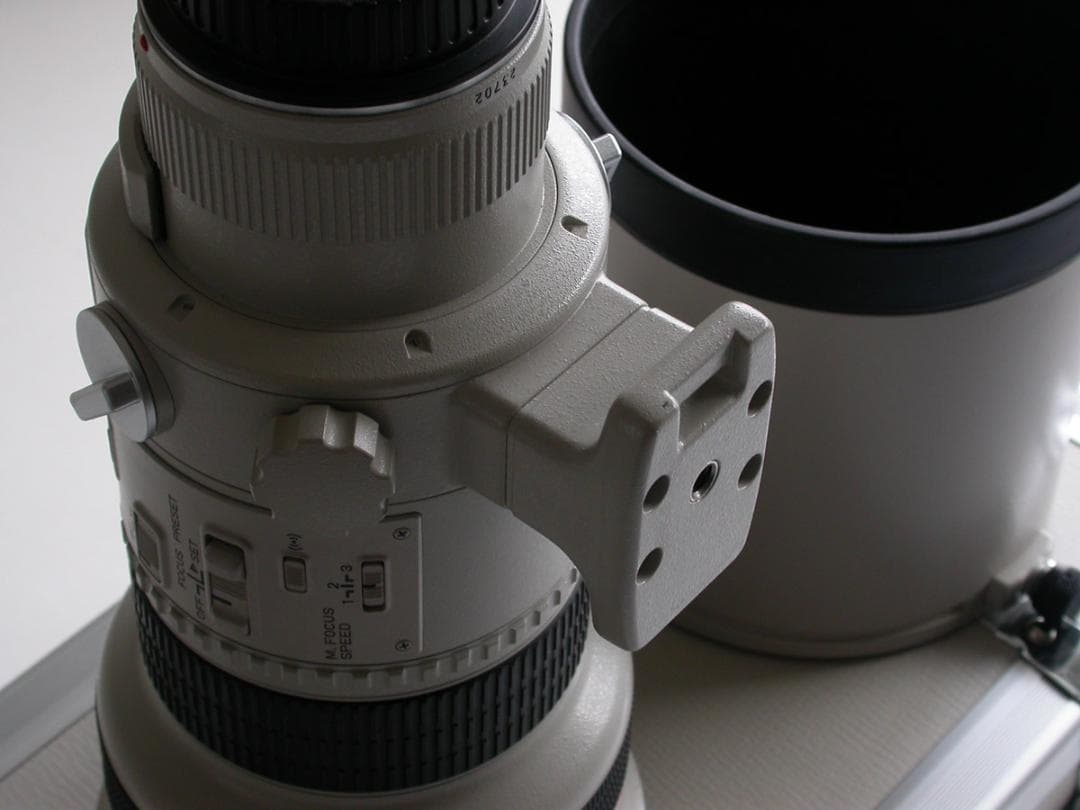 CANON LENS EF 300mm F2.8L (Ⅲ) USM（トランク付）