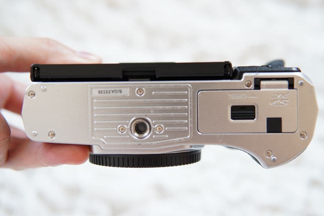 OLYMPUS OM-D E-M10 Mark Ⅳ シルバー　値下げ可