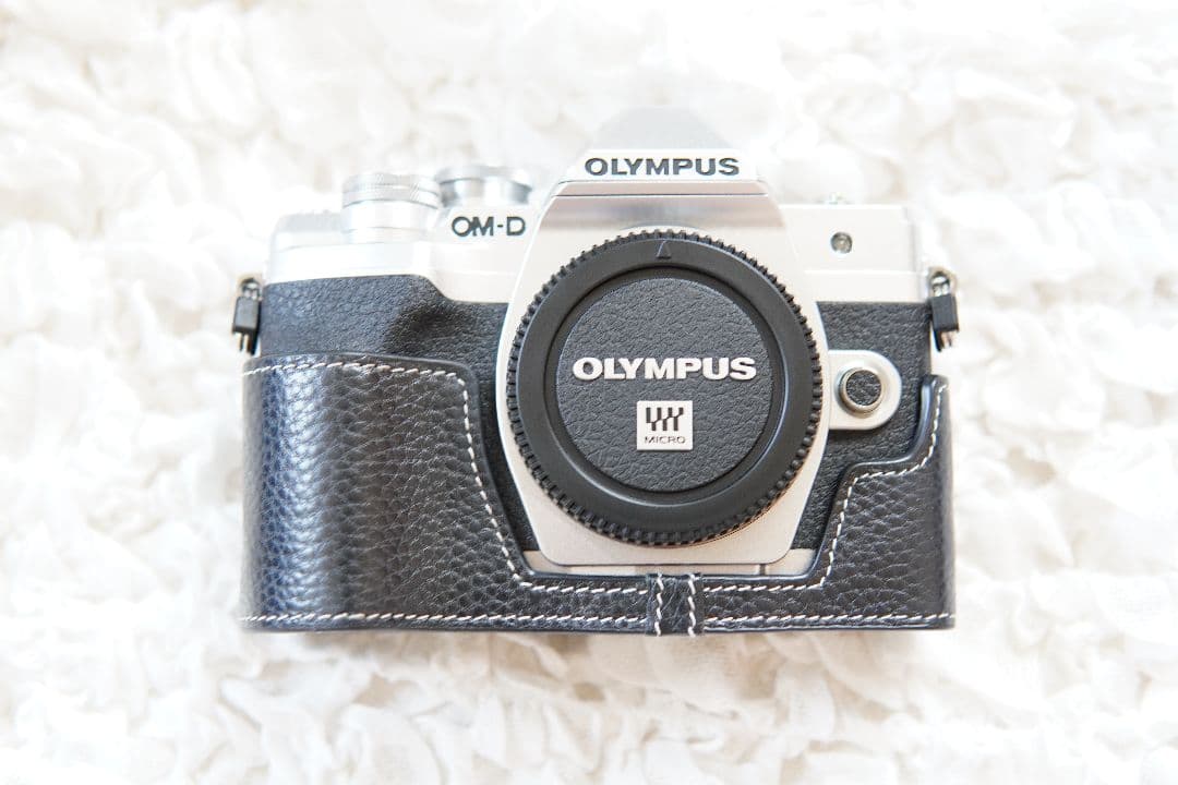 OLYMPUS OM-D E-M10 Mark Ⅳ シルバー　値下げ可