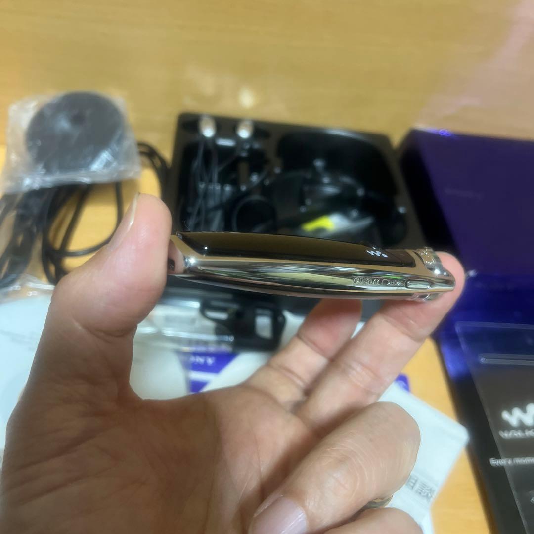 SONY WALKMAN NW-S703F BLACK 未使用新品 オマケ付き