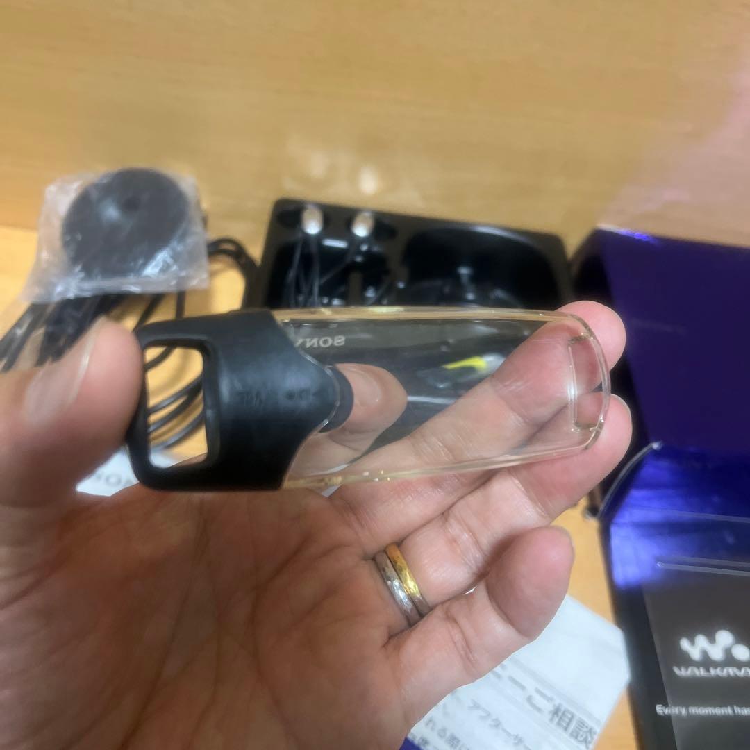 SONY WALKMAN NW-S703F BLACK 未使用新品 オマケ付き