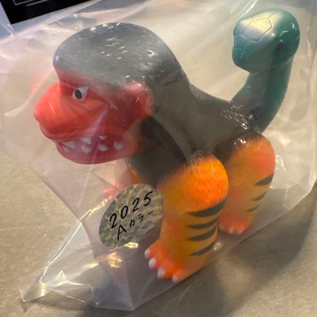 ツクネントーイ　TSUKUNENTOY ヌエ公 2025Aカラー　未開封　日本製