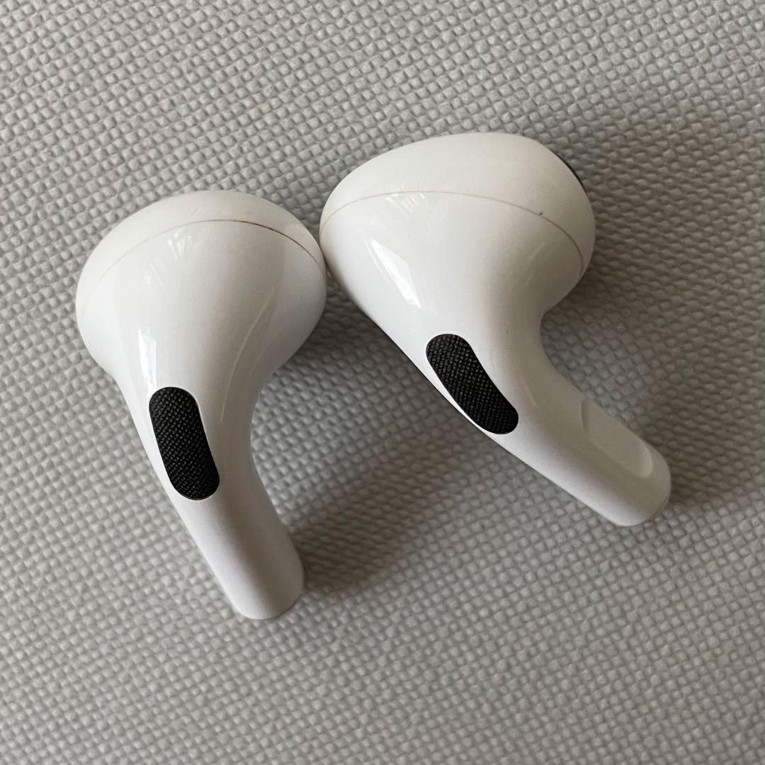 Apple AirPods Pro　第１世代