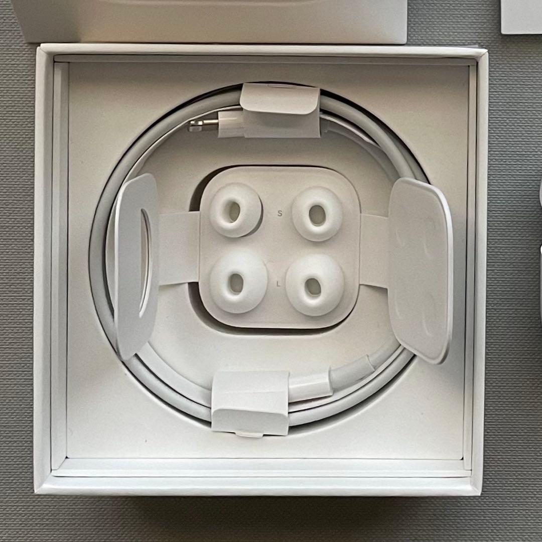 Apple AirPods Pro　第１世代