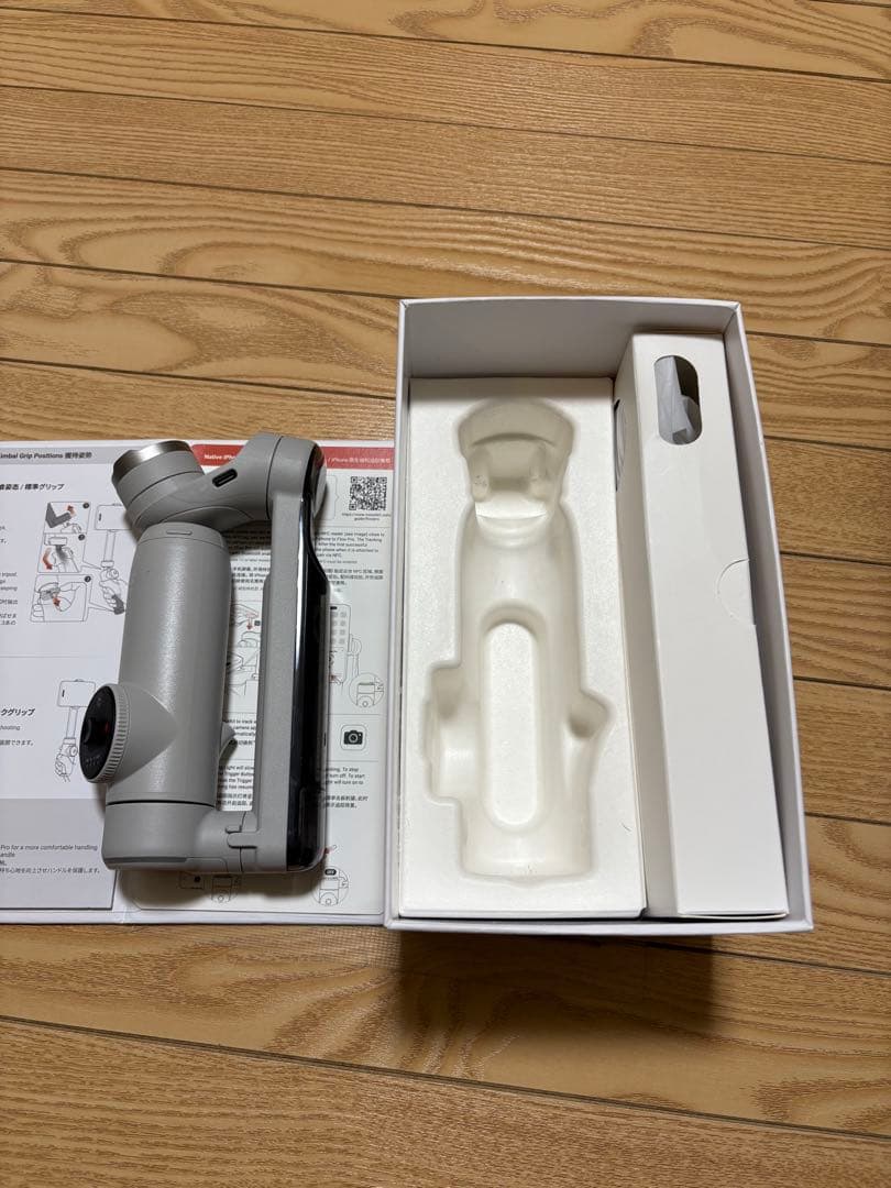 インスタInsta360 Flow Pro 純正MagSafe対応マウント付き