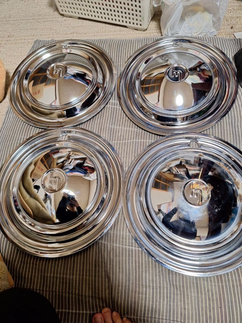 旧車 MAZDA ファミリア800 純正メッキスチールホイールカバー　4枚セット