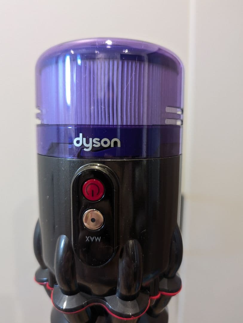 【いずみ】美品 DysonMicro 1.5kg Complete SV2
