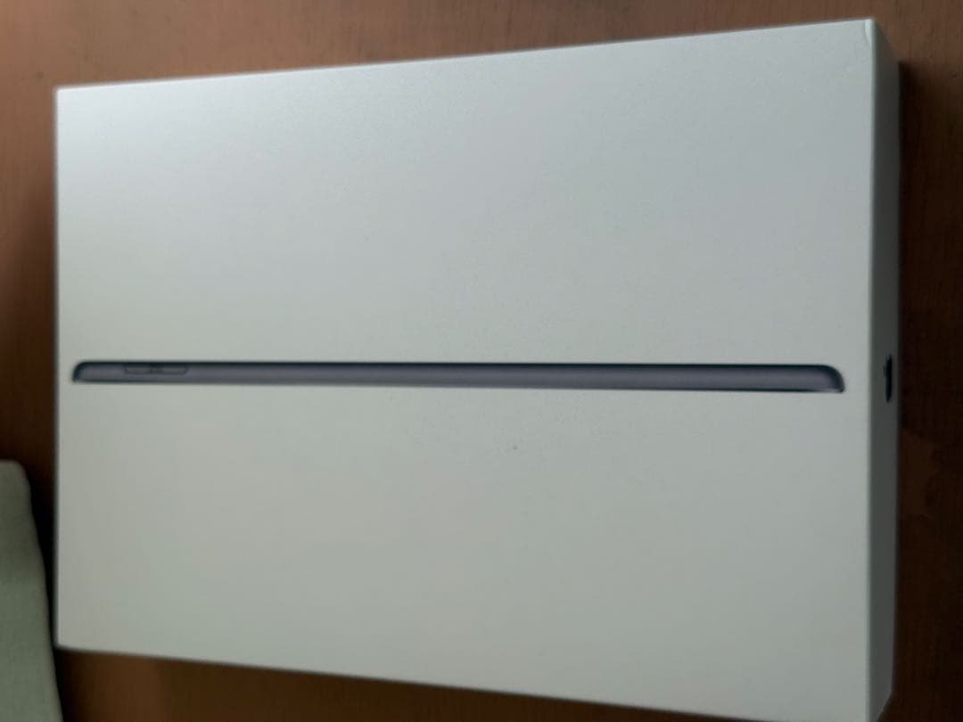 Apple iPad (第9世代) スペースグレー 64GB WiFiモデル箱付