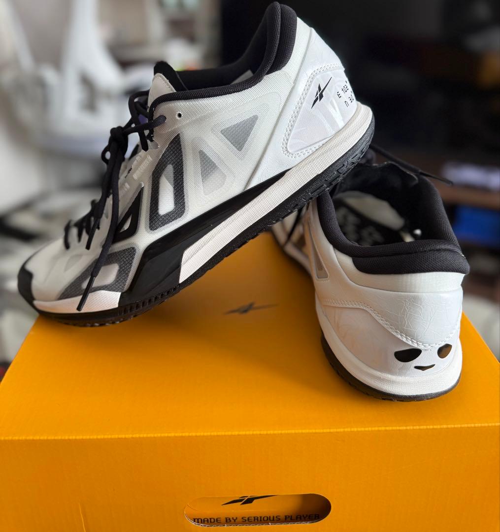 リーボック バスケットボールシューズ ホワイト/ブラック