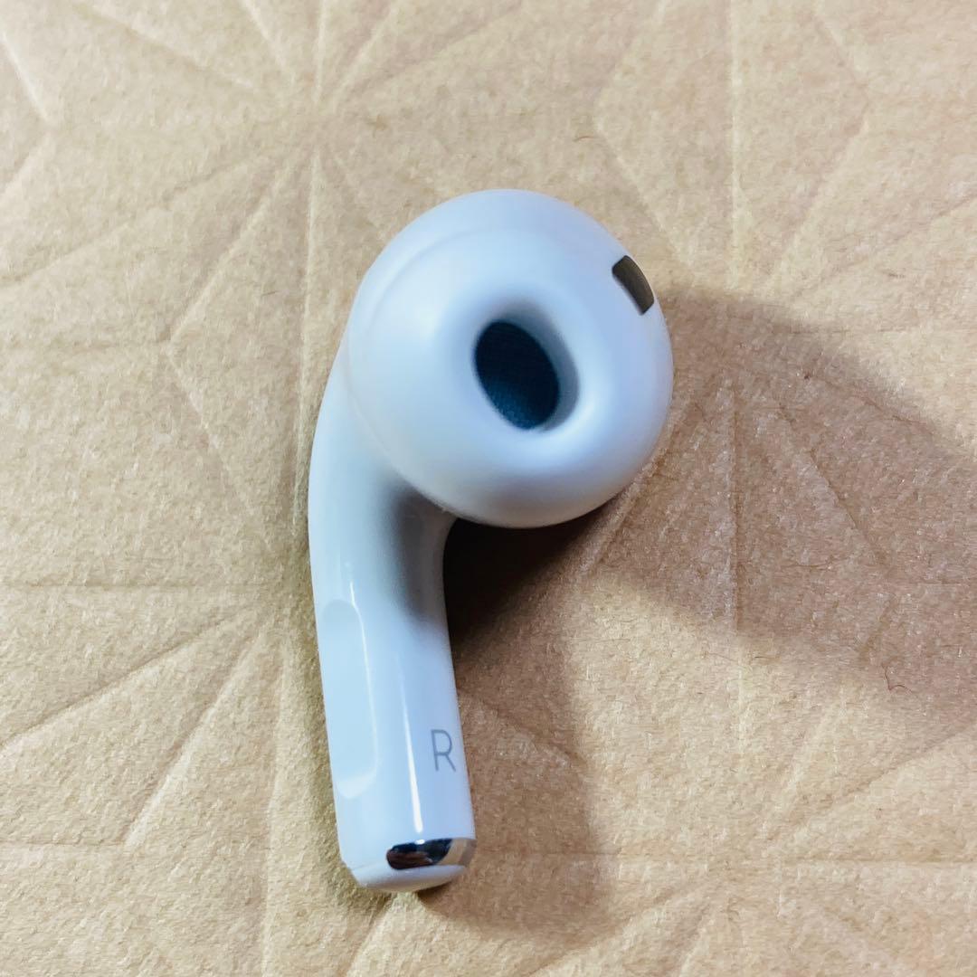 AirPods Pro第2世代　USB-C タイプc イヤホン　右耳　右　tj