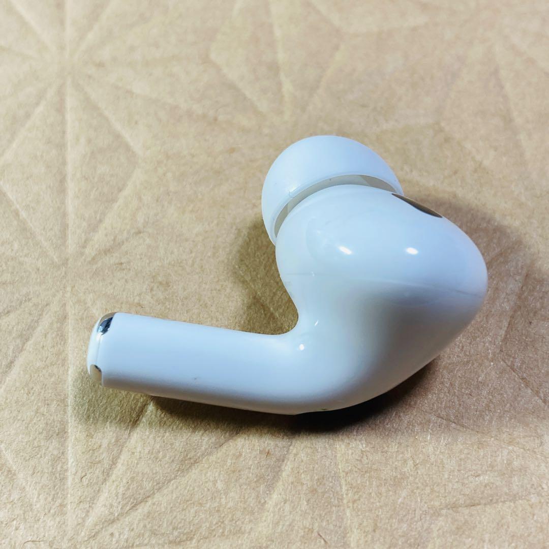 AirPods Pro第2世代　USB-C タイプc イヤホン　右耳　右　tj