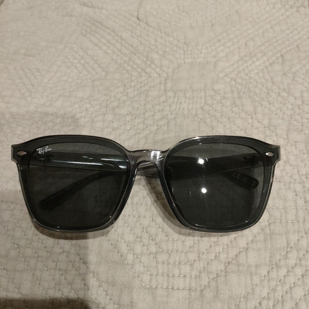レイバン スクエア ウェリントン　サングラス　rb4392d