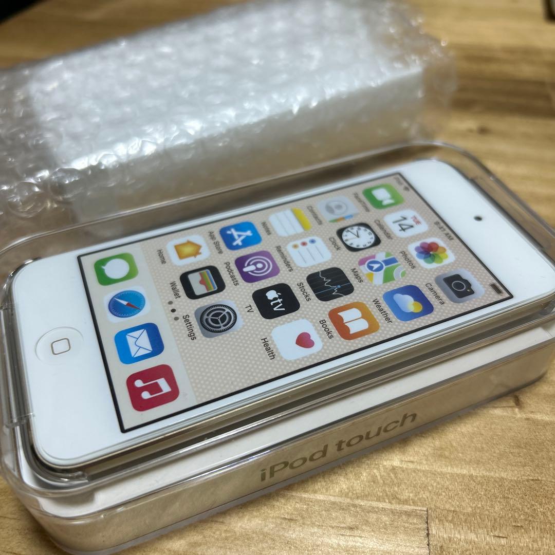 新品・未開封Apple iPod touch（32GB・GOLD）