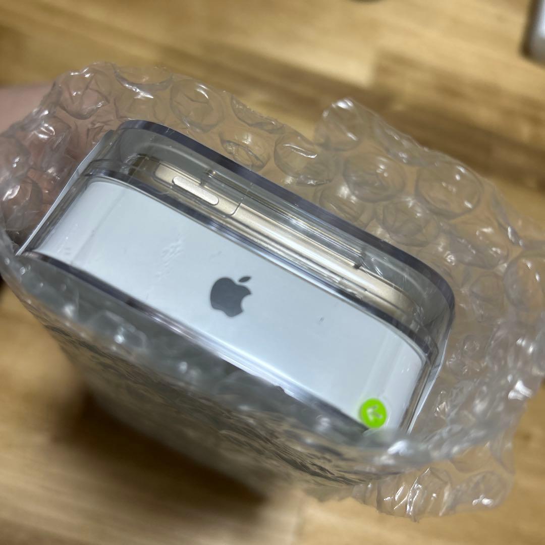 新品・未開封Apple iPod touch（32GB・GOLD）