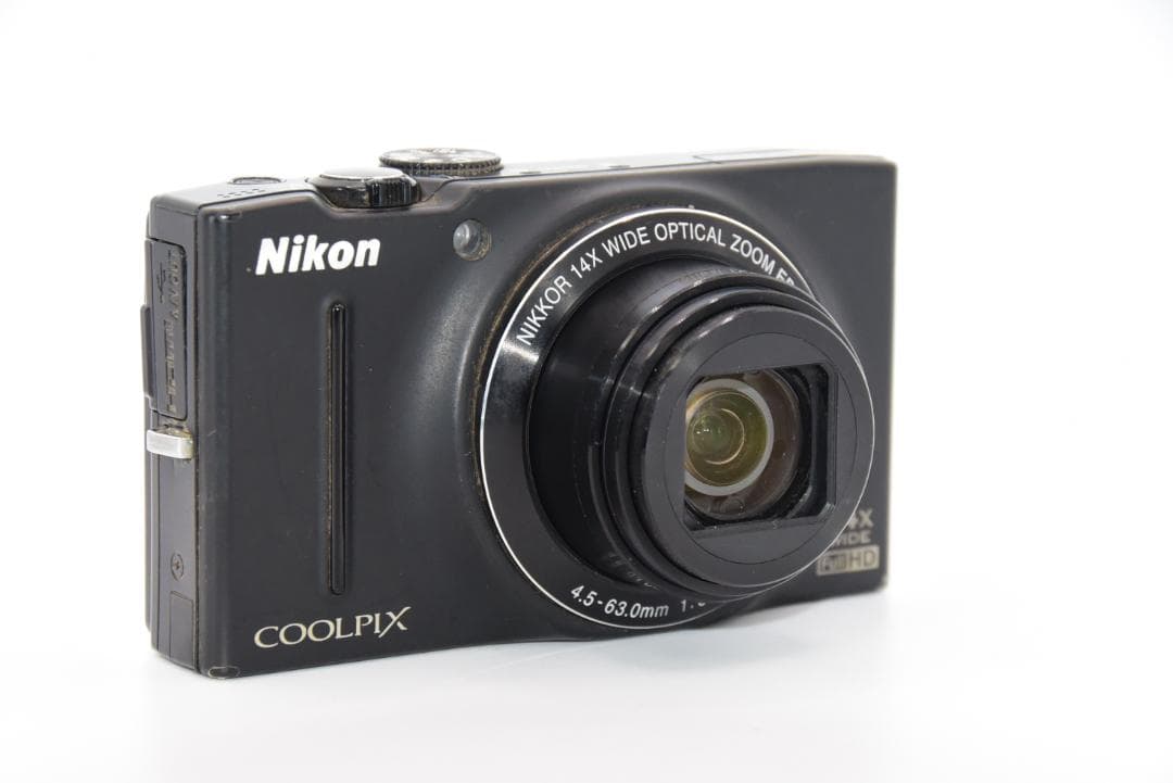 ■ 美品 ■ ニコン Nikon COOLPIX S8200 ブラック