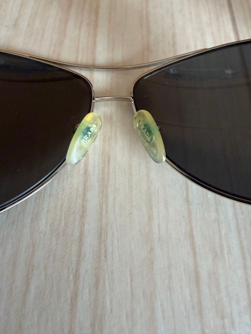 PRADA サングラス HYDE