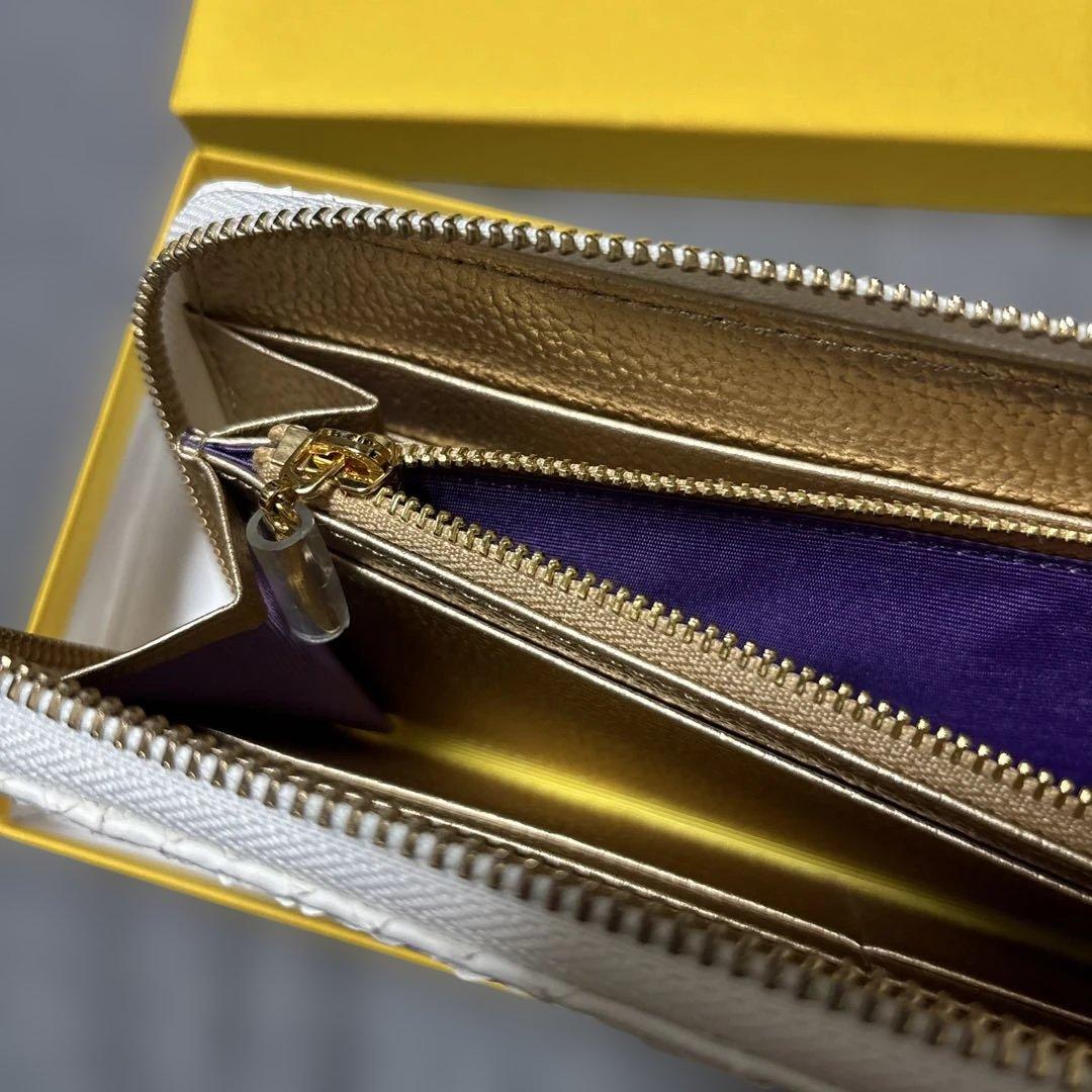 Dr. コパ ヘビ革　長財布 ホワイト