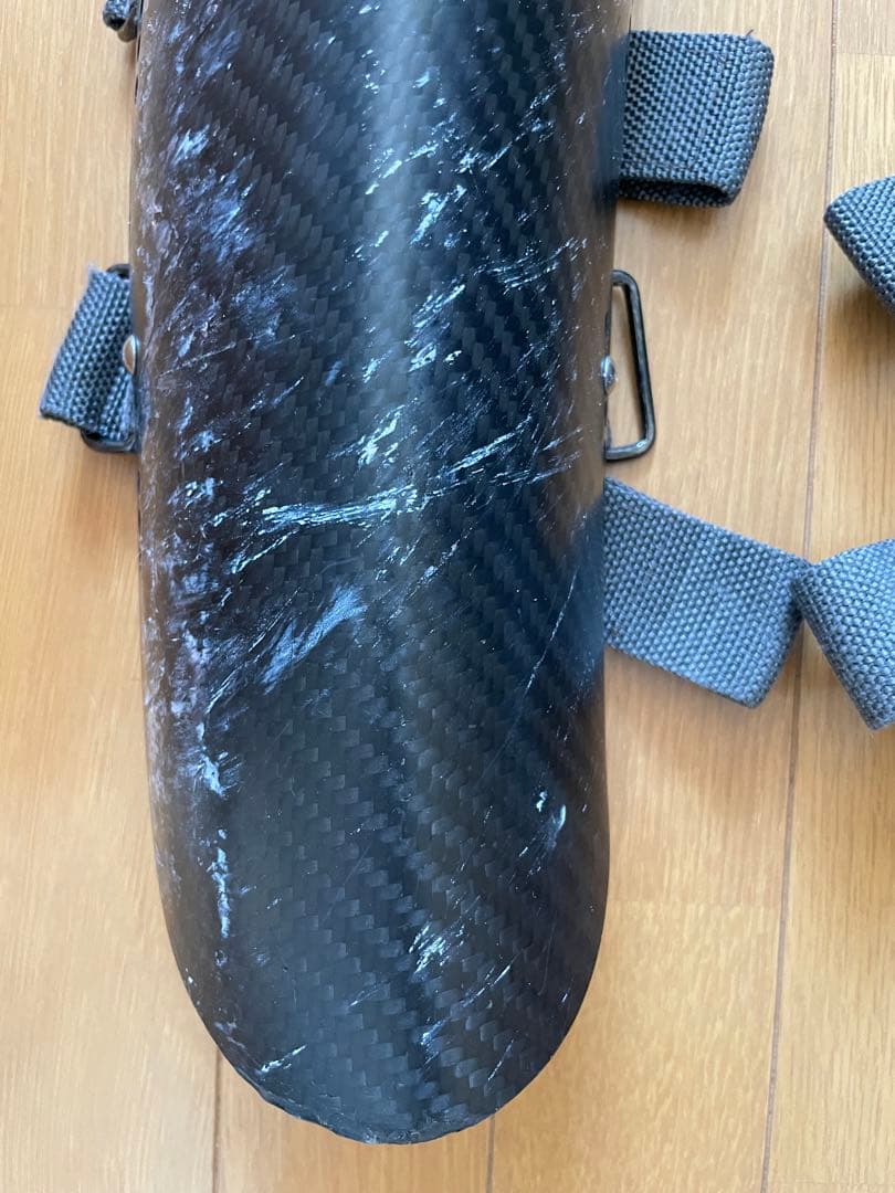 ボーノミルクさん専用です！TTR SL用　カーボンレガース　シンガード　中古