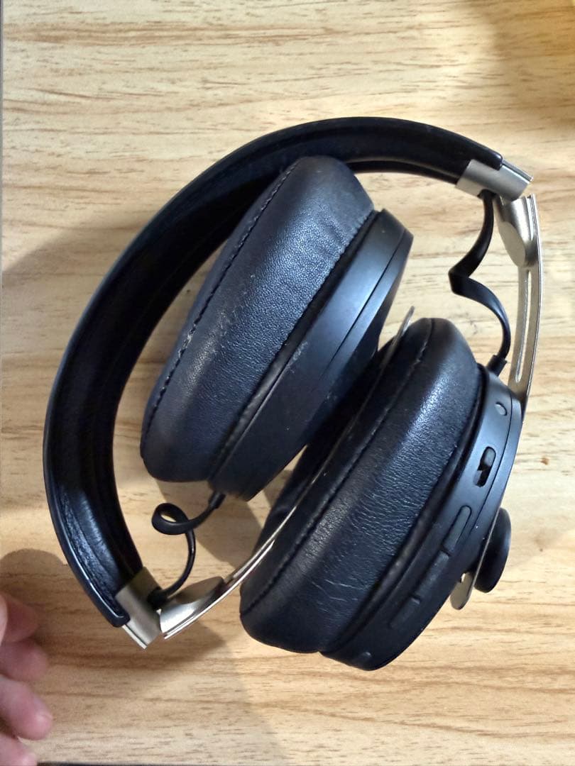 ヘッドホン MOMENTUM 3 Wireless