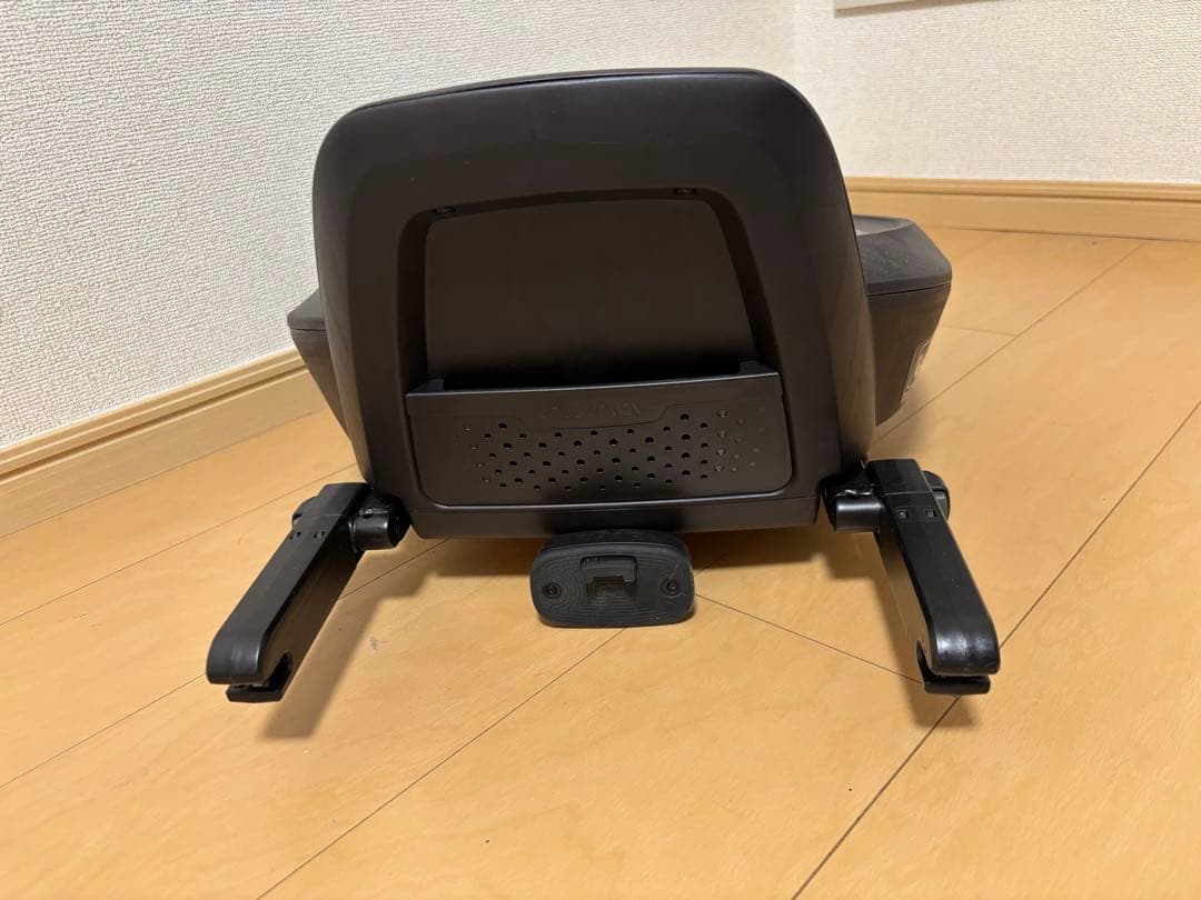 ヌナ　nuna チャイルドシートベース　ベースネクスト　ベビーシート