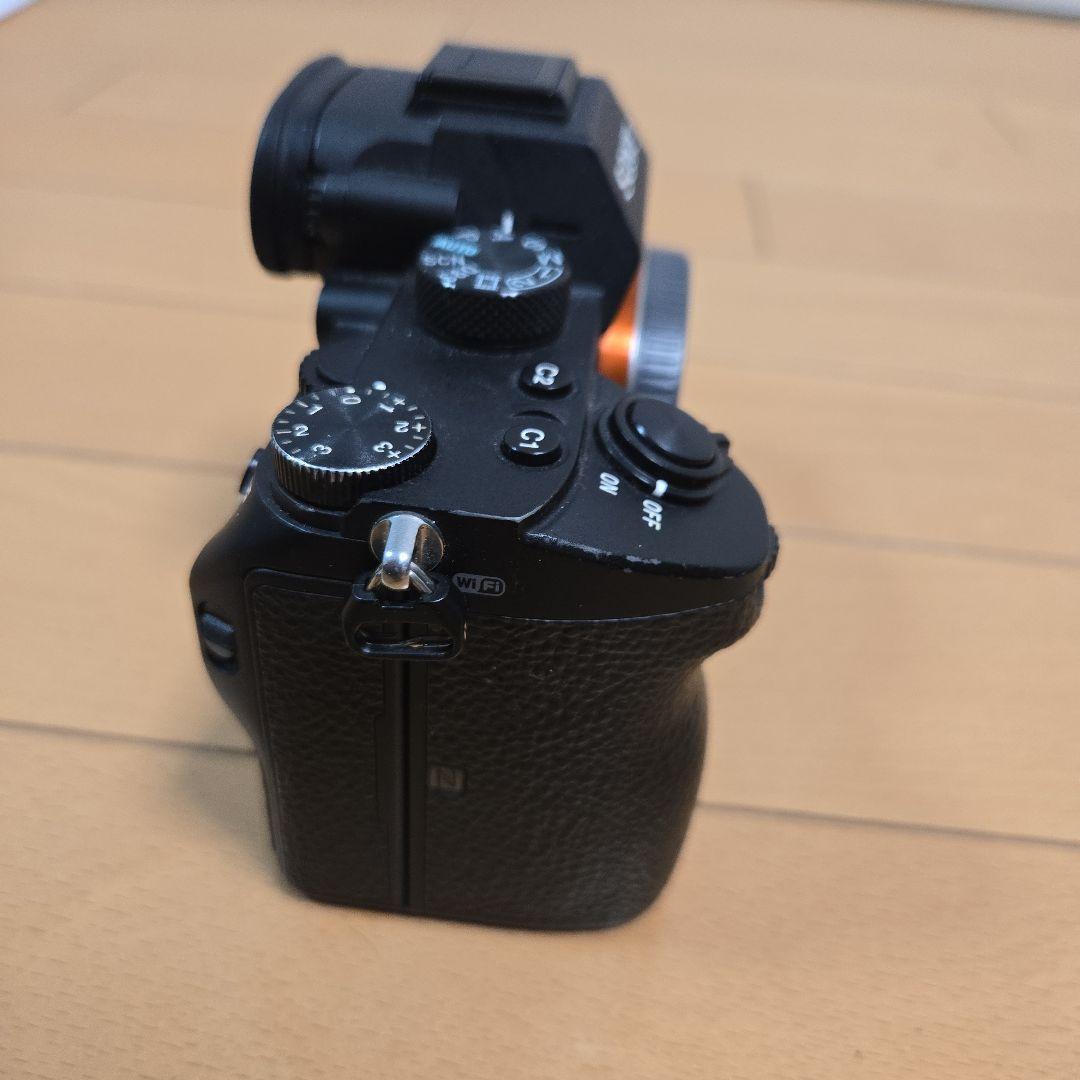 SONY α7 III ミラーレス一眼カメラ　バッテリー.取説.箱あり