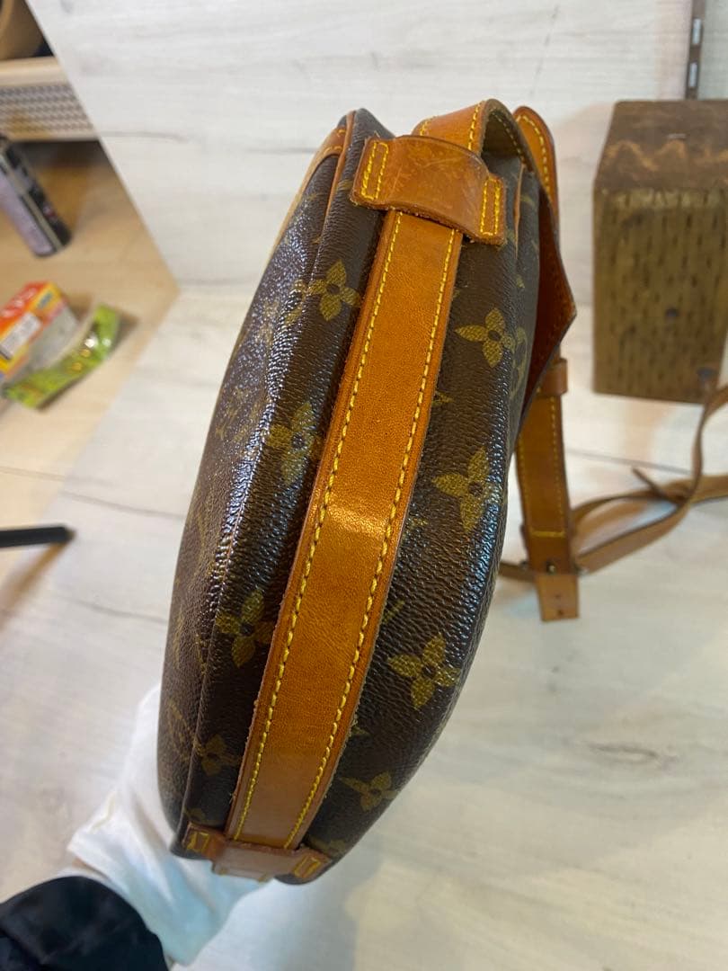 LOUIS VUITTON ルイヴィトン　ジュヌフィーユ　モノグラム