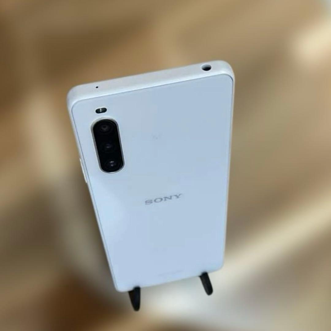 Z331 美品Au SIMフリー　Xperia 10 Ⅳ SOG07