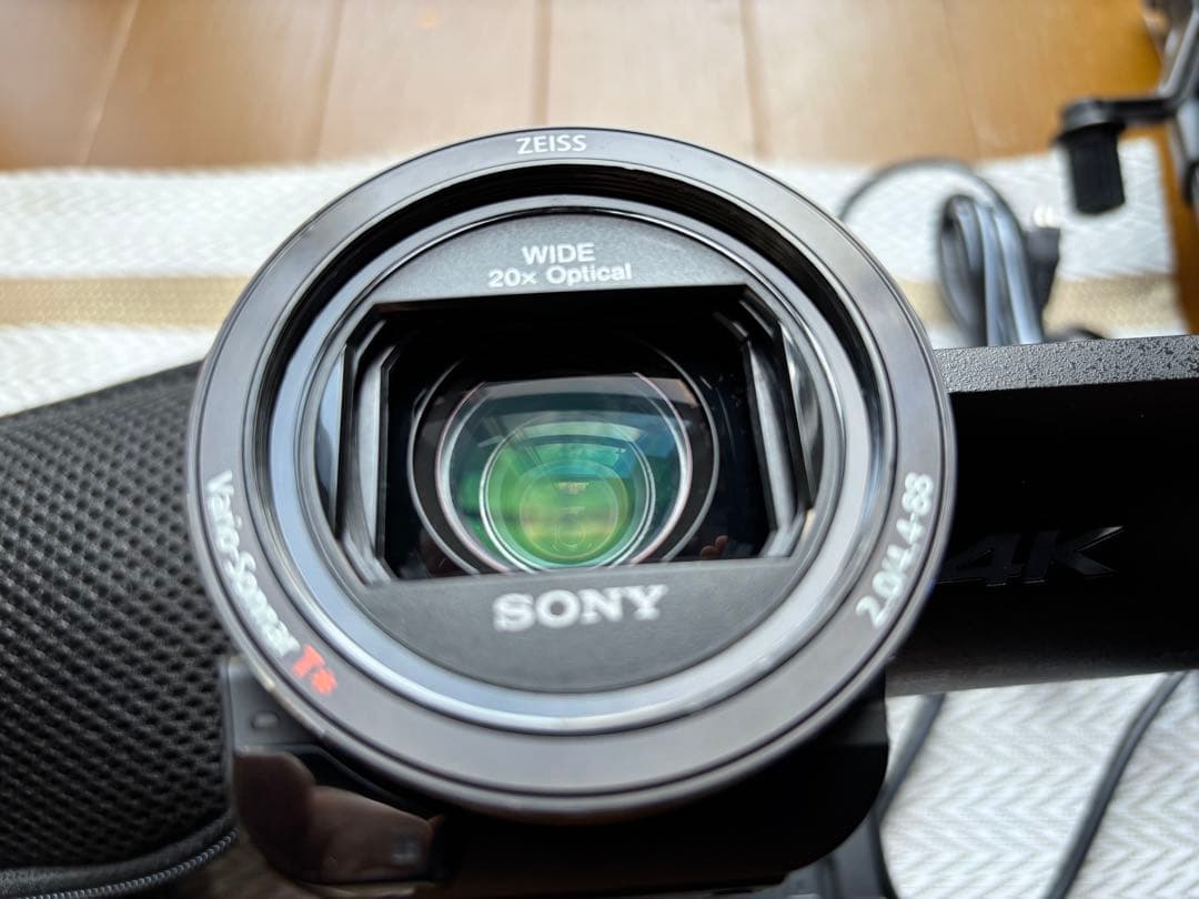 FDR-AX45A（バッテリー2個、広角レンズ付）